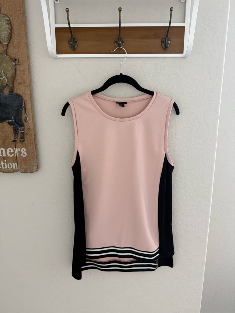 Worthington Pink and Black Sleeveless Colorblock Tank